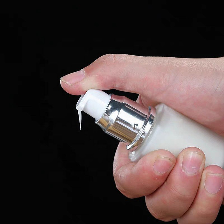 Frosted Lotion Spray Bottle Glass Cosmetic Bottle With Pump Cap
