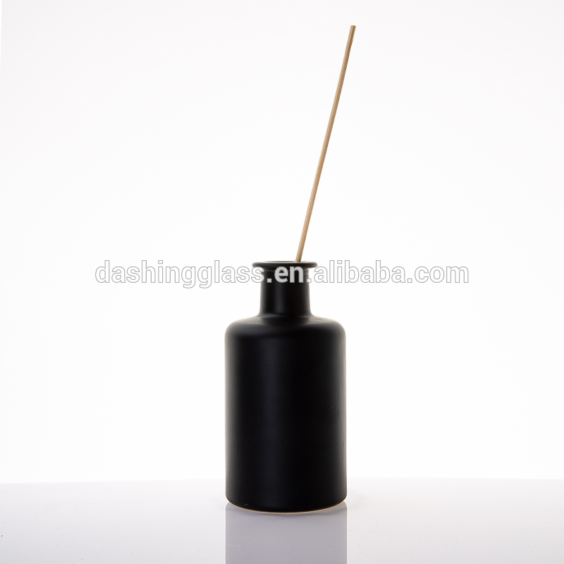 Frosted Matte Black Reed Diffuser Glass Bottle Aroma Diffuser Bottle with Cap