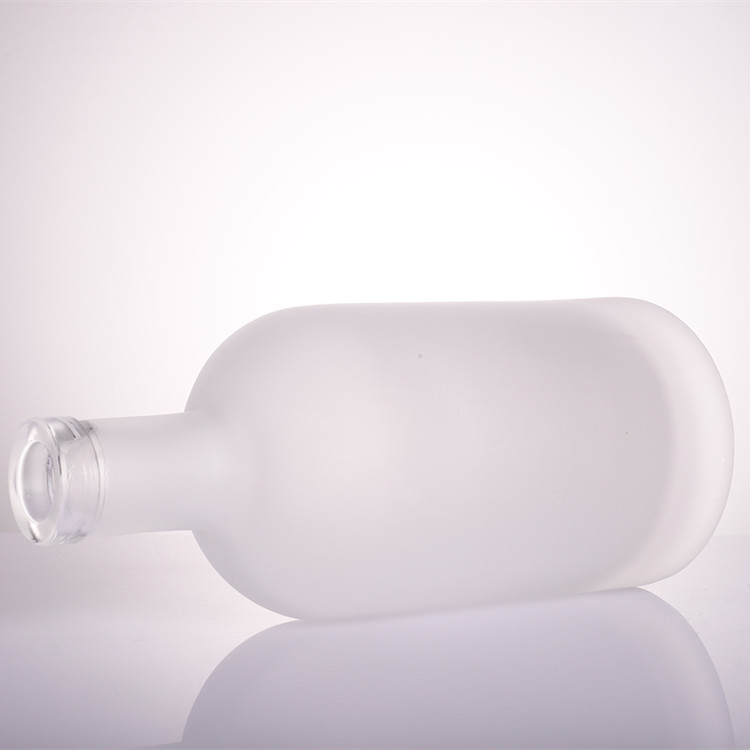 Frosted Surface 250ml 500ml Wine Liquor Glass Vodka Bottles
