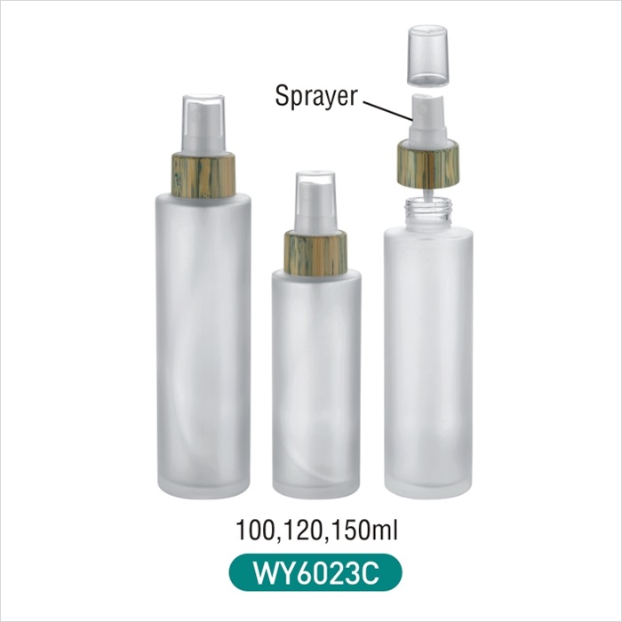 Frosted glass spray bottle 100ml cosmetic package with bamboo sprayer and transparent cap