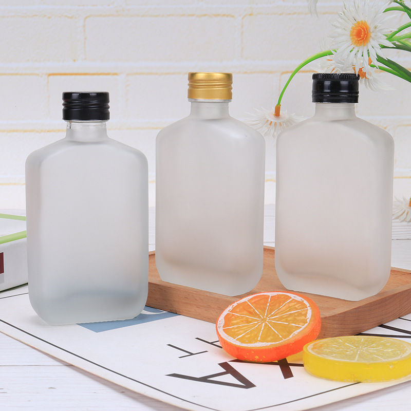 Frosted small mini liquor glass whisky vodka bottle with metal screw cap 100ml 200ml 300ml alcohol drink bottle tequila