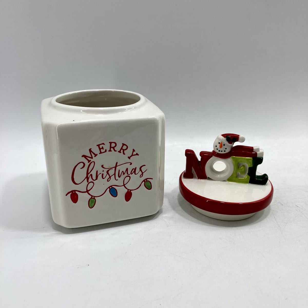 Funny snowman ceramic storage jar
