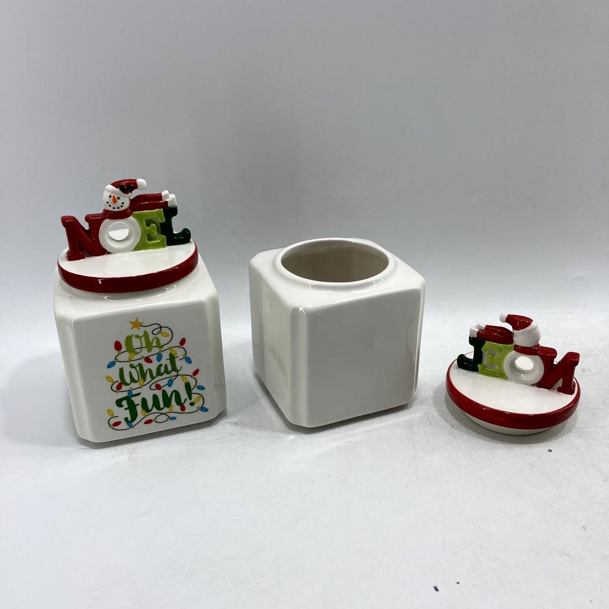 Funny snowman ceramic storage jar