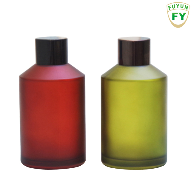Fuyun In stock big size 15ml/30ml/60ml/125ml/200ml frosted green color boston cylinder glass bottles with black cap