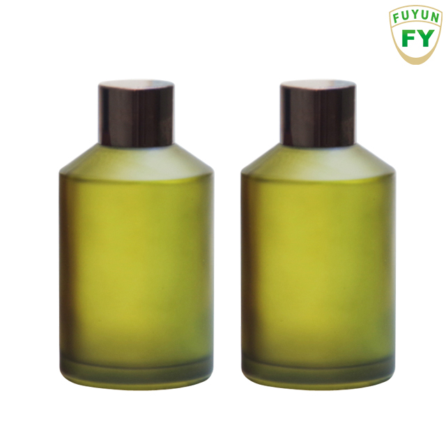 Fuyun In stock big size 15ml/30ml/60ml/125ml/200ml frosted green color boston cylinder glass bottles with black cap