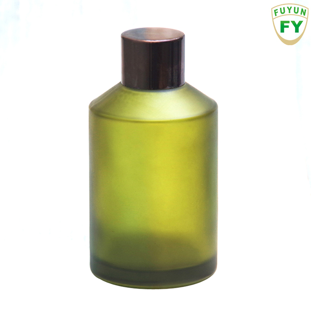 Fuyun In stock big size 15ml/30ml/60ml/125ml/200ml frosted green color boston cylinder glass bottles with black cap