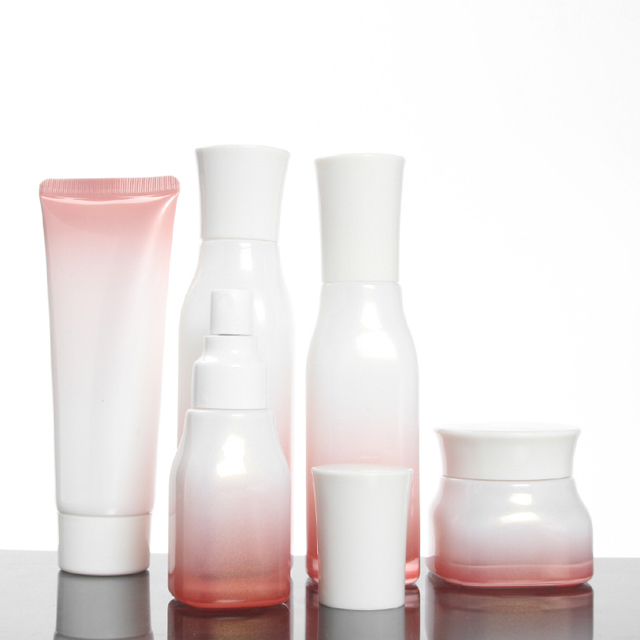 Fuyun In stock luxury 40ml/100ml/120ml cosmetic packing glass jar and spray glass bottle with pump