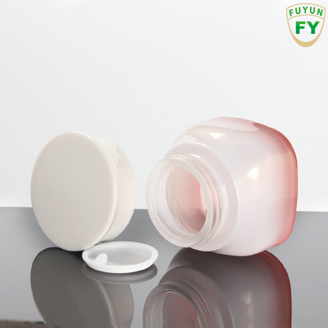Fuyun In stock luxury 40ml/100ml/120ml cosmetic packing glass jar and spray glass bottle with pump