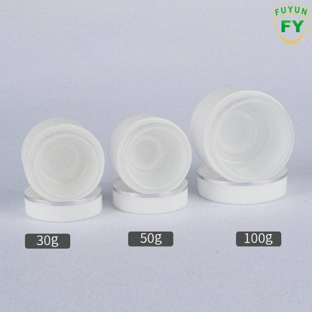 Fuyun In stock straight round white plastic pp double walled 30g/50g/100g skin care cream jar