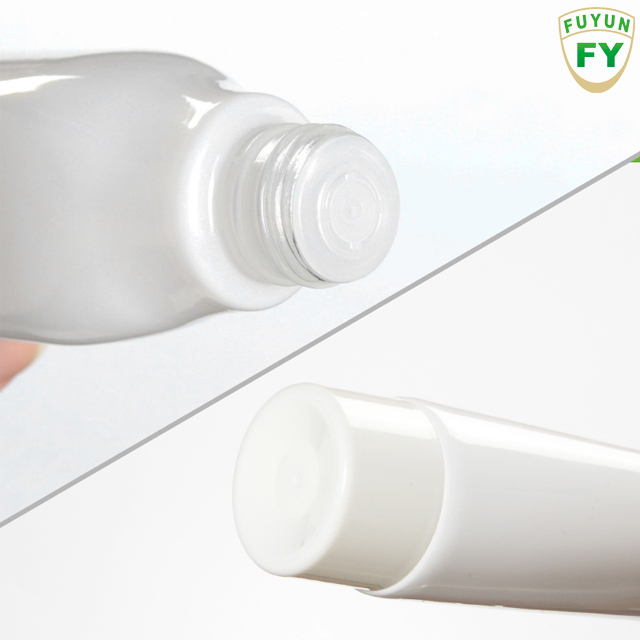 Fuyun Ready to ship New set fancy wholesale cosmetic skin care bottles and face cream bottle set