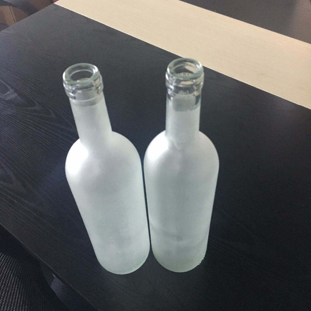 Glass Bottle Empty Clear 750ML for SPIRITS 750 ML Bottles Wine Cork Matte Beverage