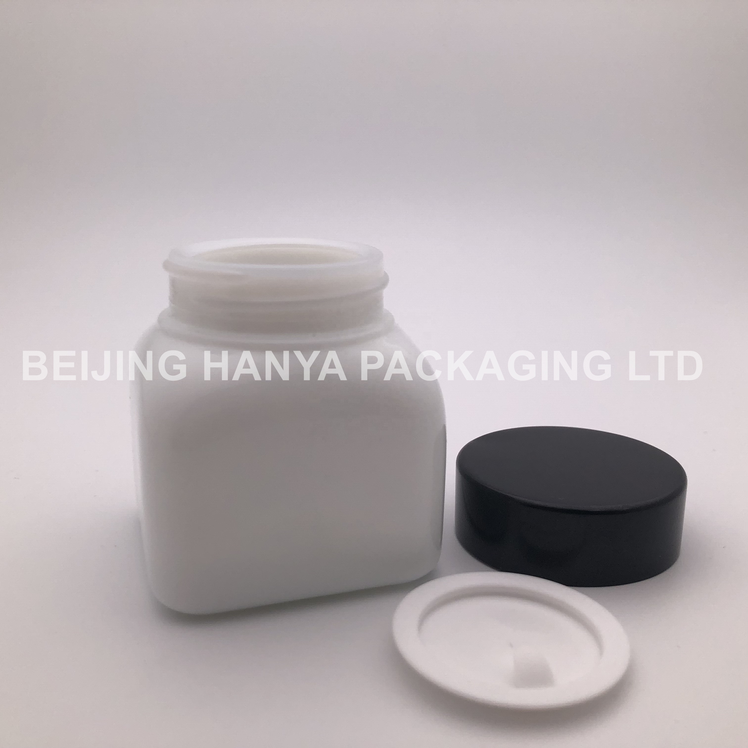 Glass Cosmetic Jar 150ml 500ml Round (Made In China)