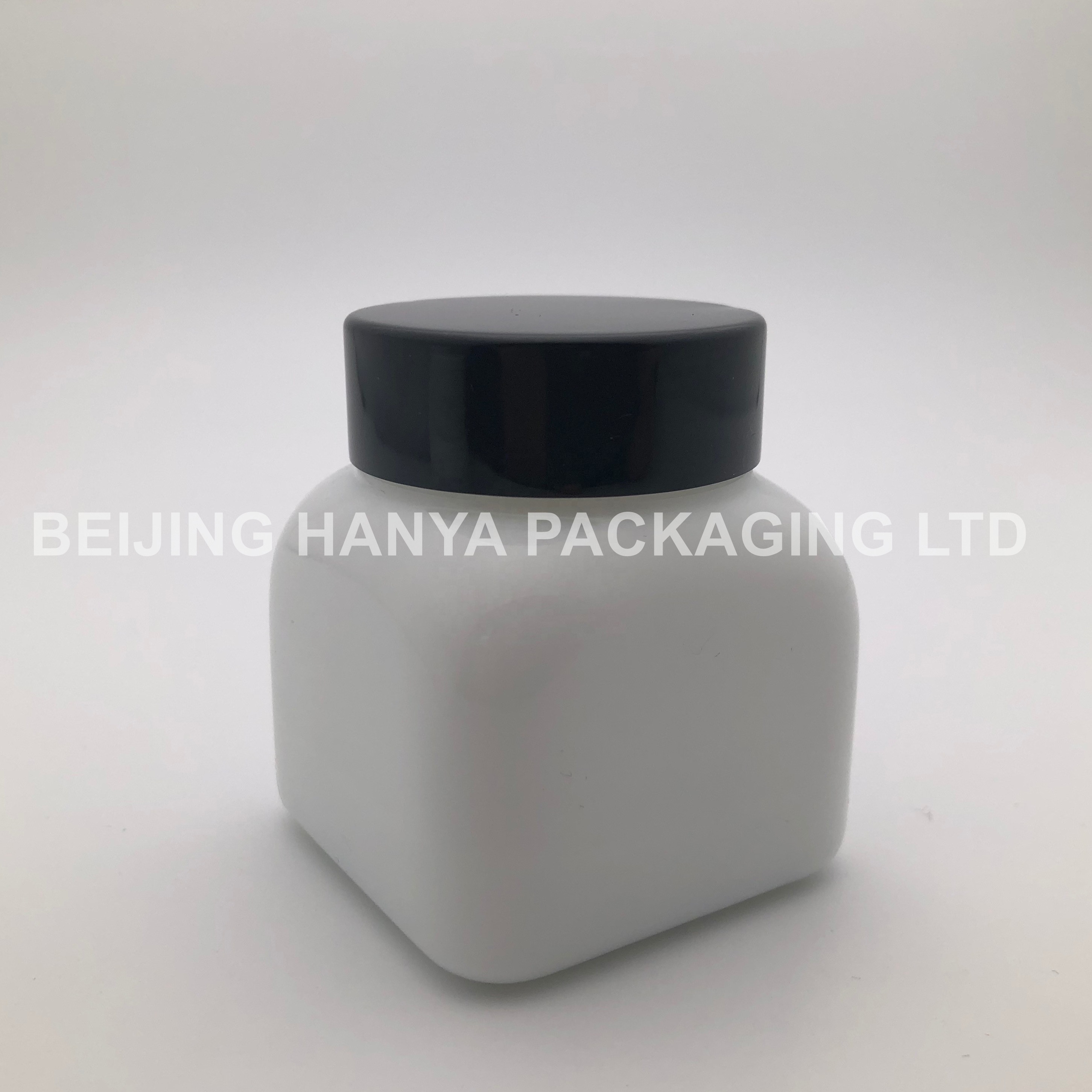 Glass Cosmetic Jar 150ml 500ml Round (Made In China)
