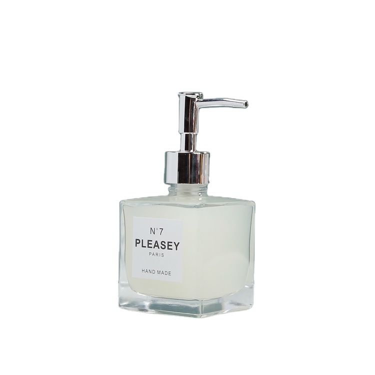 Glass Hand Sanitizer Bottle Square Hand washing Fluid Bottle with Metal Pump