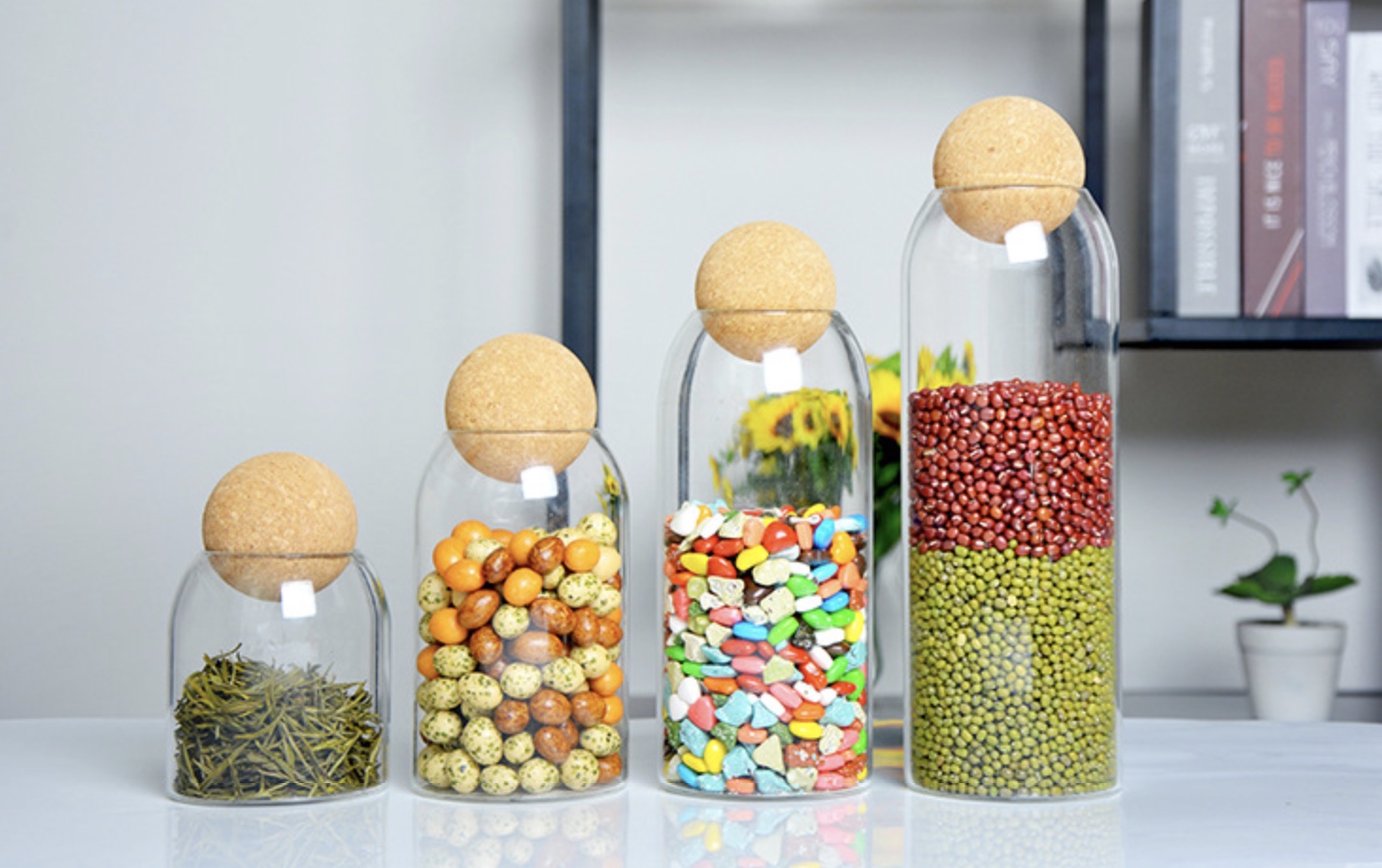 Glass Jar with Airtight Seal Wood Lid Ball Clear Storage Jar Food Glass Canister Hot sales glass jar with Ball shape cork lid