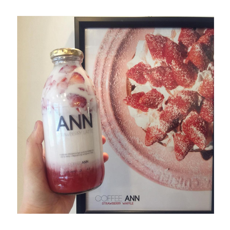 Glass Juice /Cold Pressed Juice Plastic Bottle With Twist Cap 750Ml