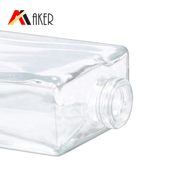 Glass Perfume Bottle Mist Sprayer Manufacturer 50ml Square Clear Crystal with Gold Aluminum Crystal White Material Personal Care