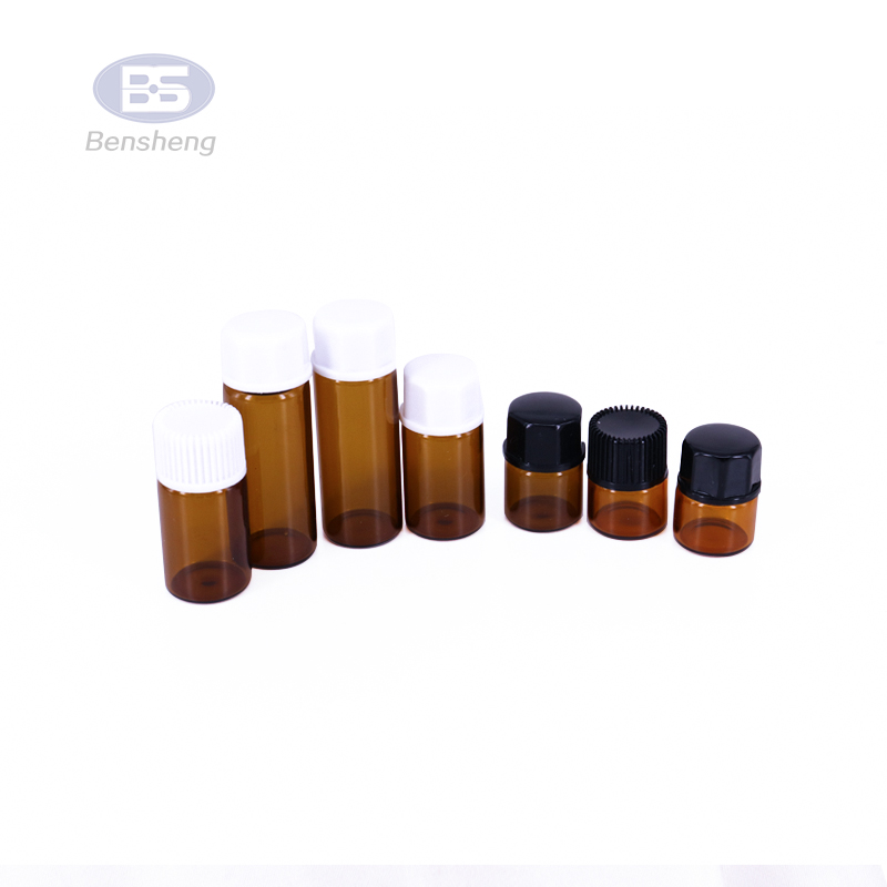 Glass Roll on Bottle Glass Jars and Bottle Sample Essential Oil Vials with Roller Metal Ball