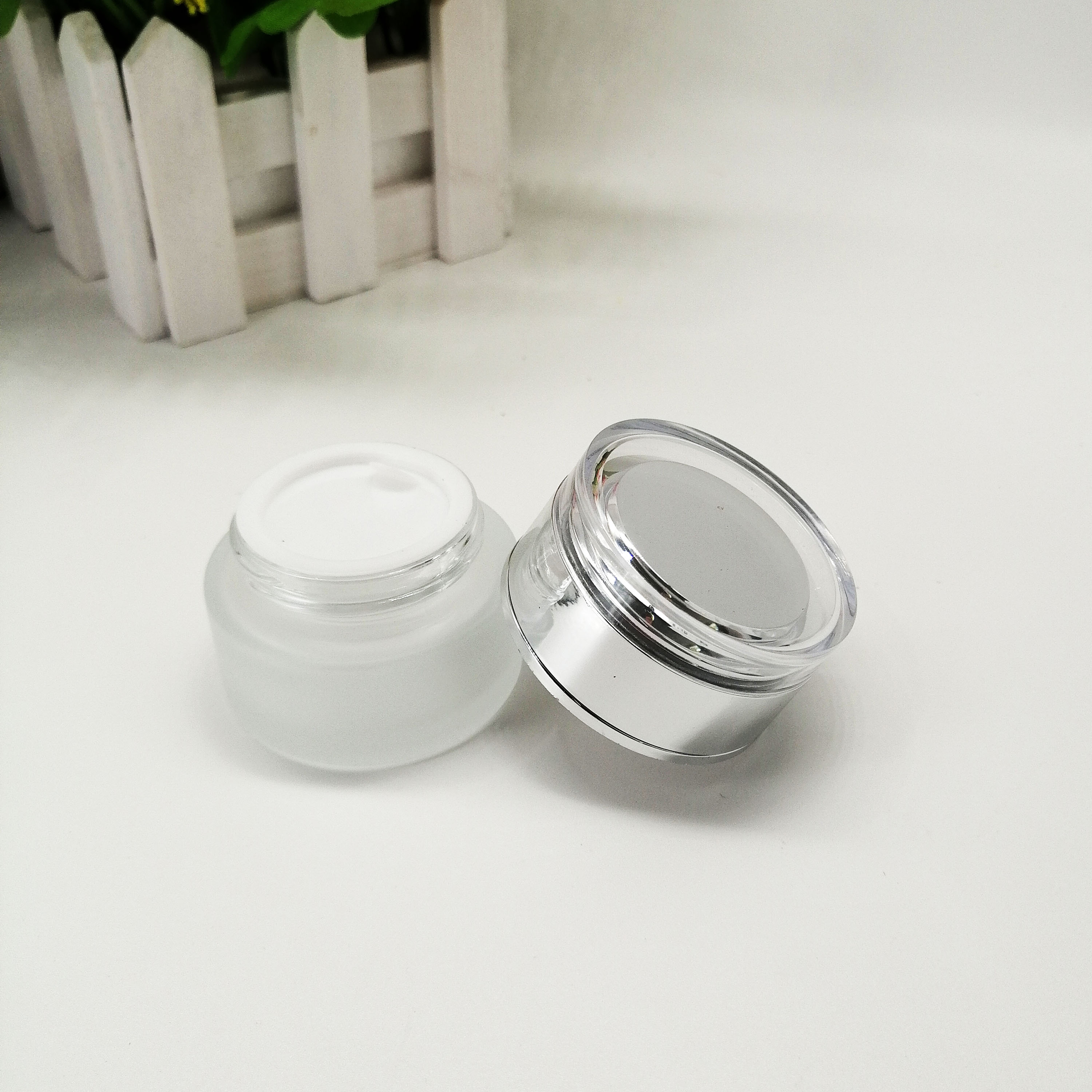 Glass Scrub Cream Empty Jar 30G Skin Care Packaging Jar Cosmetic Filling Container Silver Acrylic Plastic lid