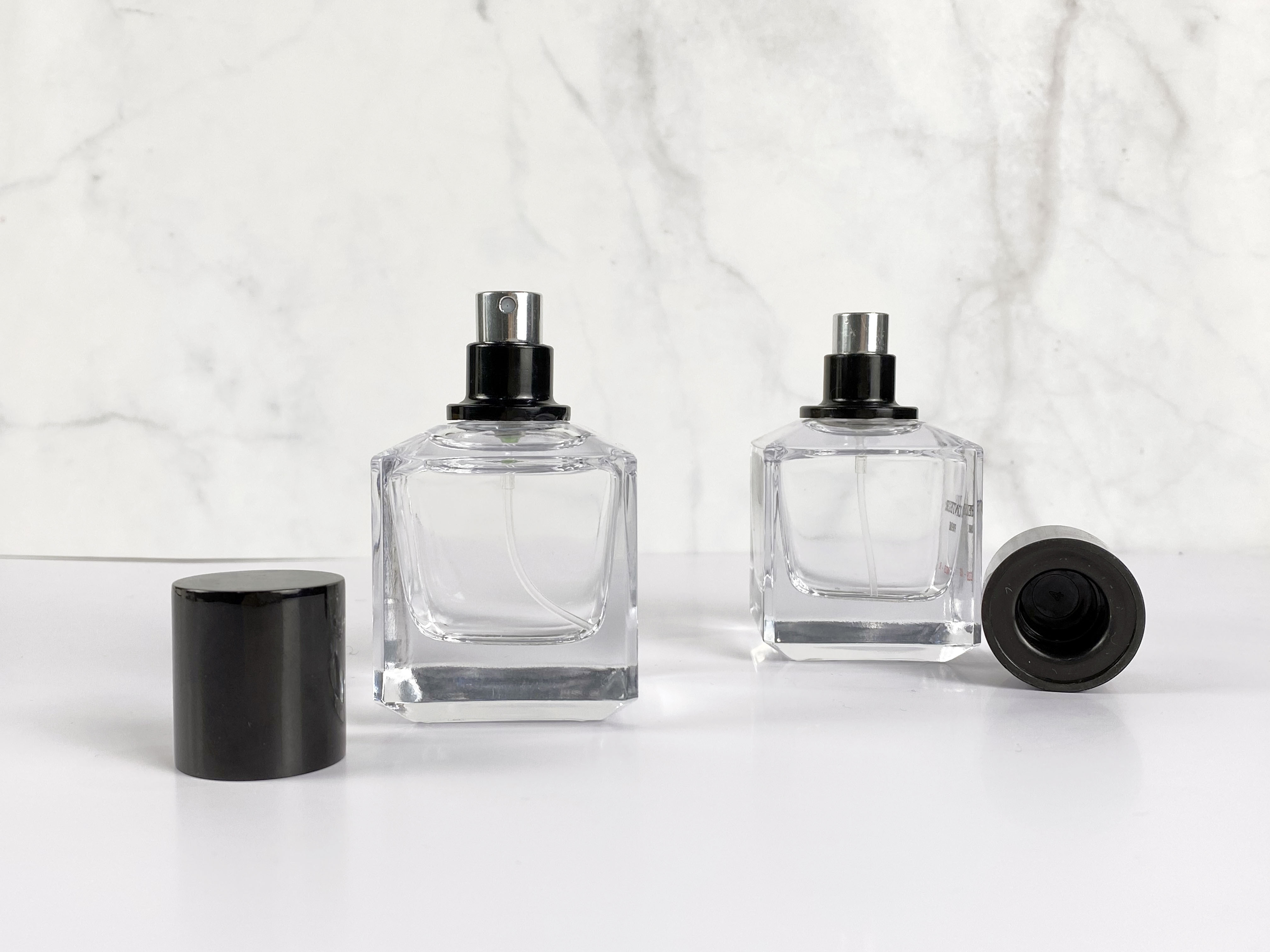 Glass perfume bottle square clear glass bottle luxury magnetic cap