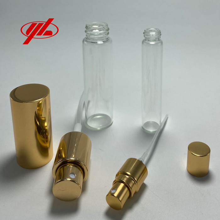 Glass sample bottle with spray