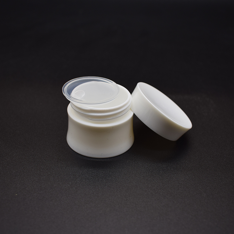Glossy Surface PP Plastic Cosmetic Lotions Containers Jar For Beauty Products