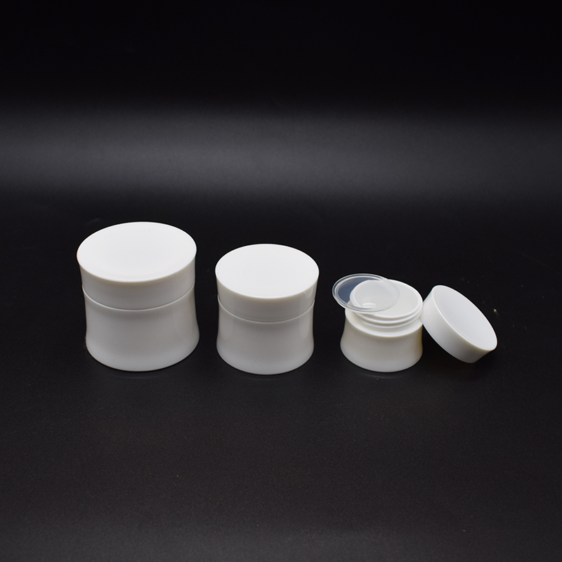 Glossy Surface PP Plastic Cosmetic Lotions Containers Jar For Beauty Products