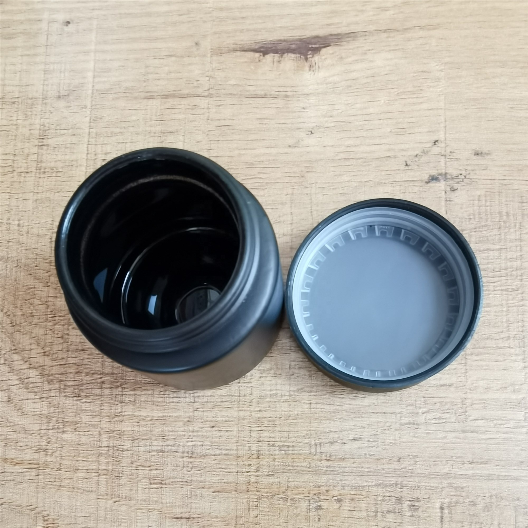 Good Quality 2oz 3oz 5oz Child Proof Air Tight Childproof Custom Matte Black Glass Jars With CR Lid