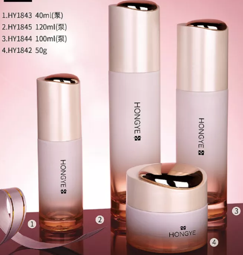 Great Quality Hot Selling Environmental Protection Glass Cosmetic Set Glass Bottle Jar With Plastic Caps For Skin Care Cream