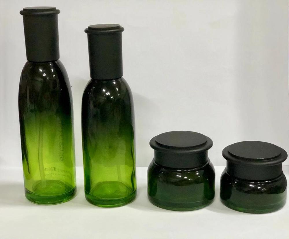 Green Glass Cosmetic Packaging / Safety Empty Skin Care Containers / Cream Jars/ Lotion Bottles