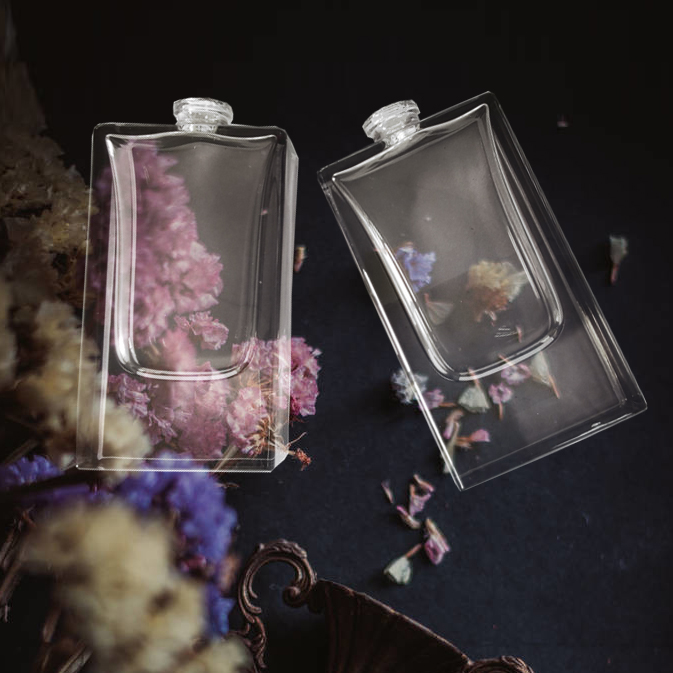 Guangdong factory wholesale square glass oil fragrance bottles perfum glass 30ml 50ml 70ml