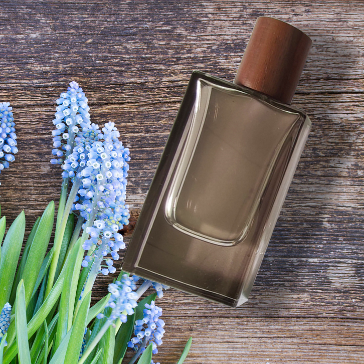 Guangdong factory wholesale square glass oil fragrance bottles perfum glass 30ml 50ml 70ml