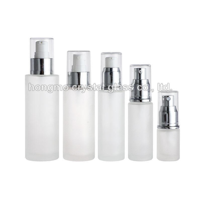 Guangzhou cosmetic packaging 30ml 50ml 100ml clear frosted glass foundation dispenser serum spray pump bottle and cream jars