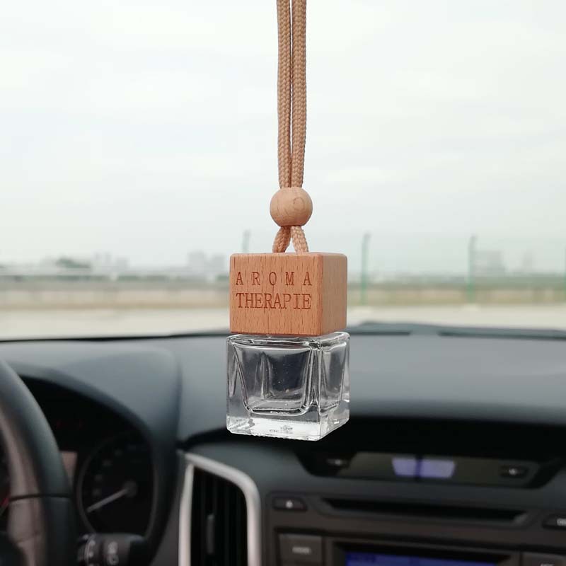 H395 Custom Wedding Gift Air Fresher Hanging Empty Fragrance Aroma Bottles Wooden Lid Car Glass Cubic Perfume Bottle