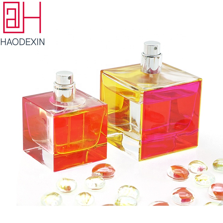 HAODEXIN empty cube thick bottom glass square 50ml 100ml perfume bottles custom colors label wholesale pump sprayer manufacturer