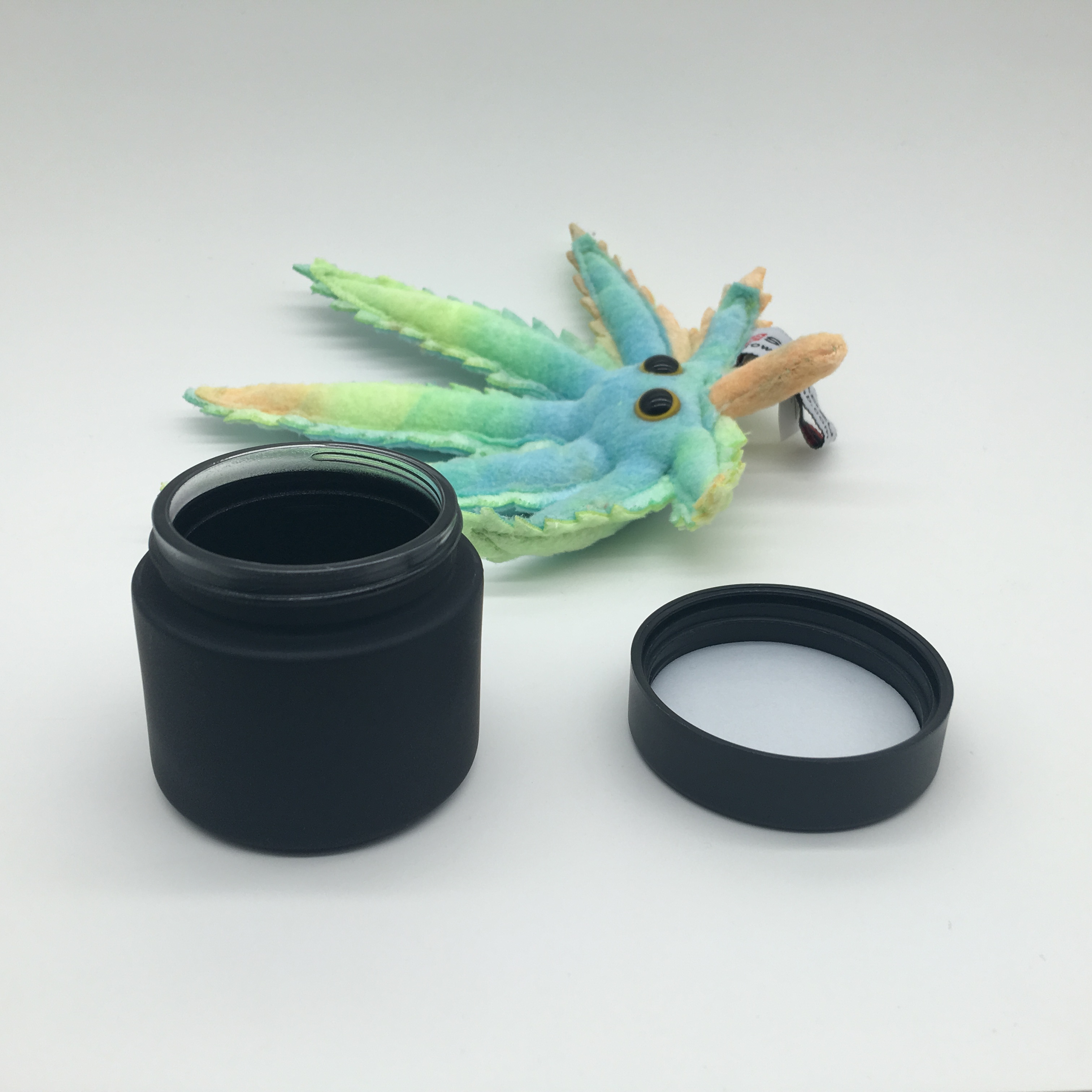 HOT SELL CR child resistant black glass jar for hemp weed packing glass jar container