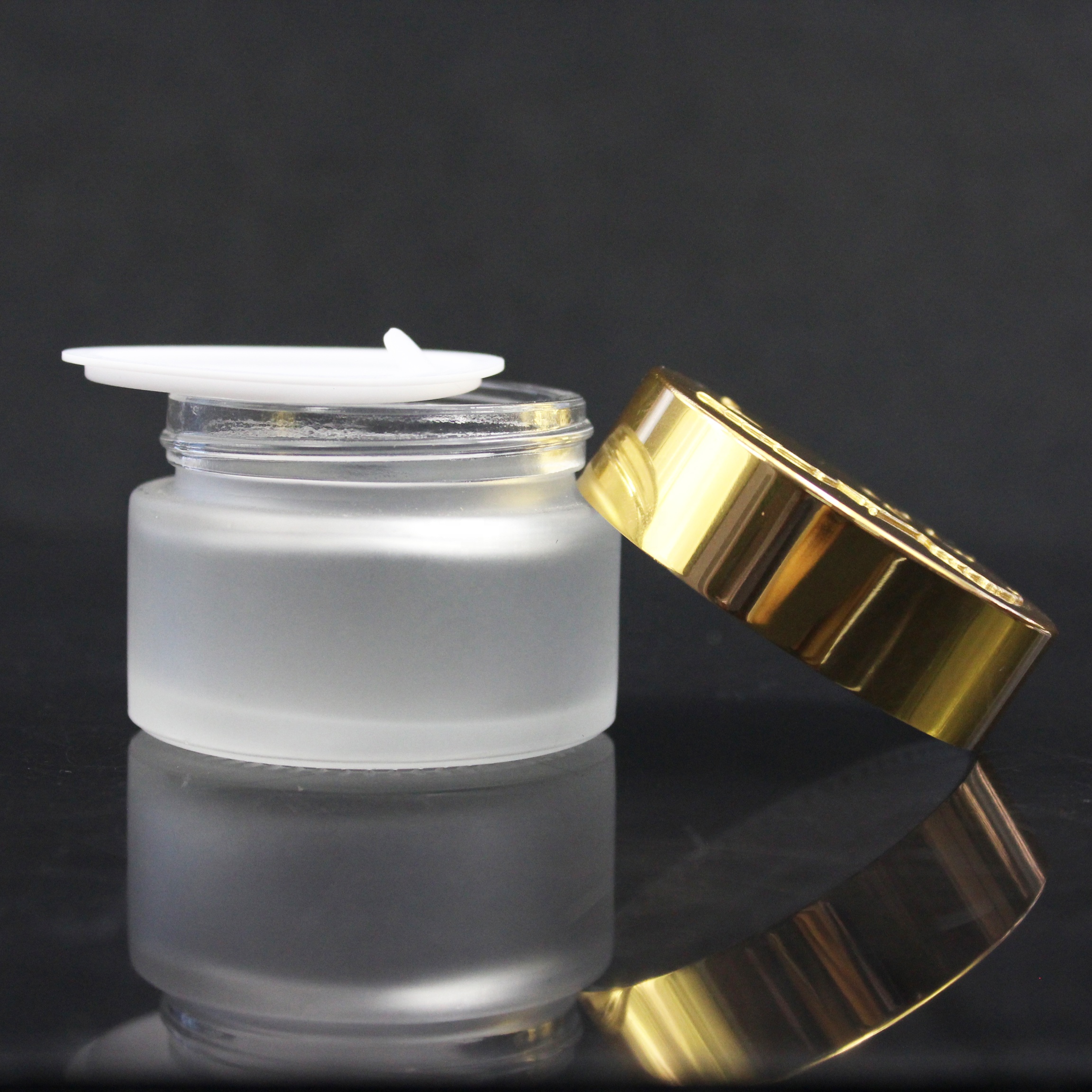 Handmade glass candle jars with screw lid From Allwin Bottle Company