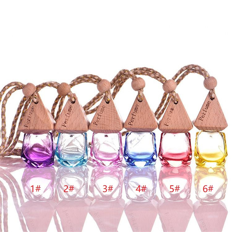 Hanging Car Perfume Bottles Fragrance Diffuser Bottle Car Air Freshener Glass Essential Oil Bottle Pendants Handing Decorations