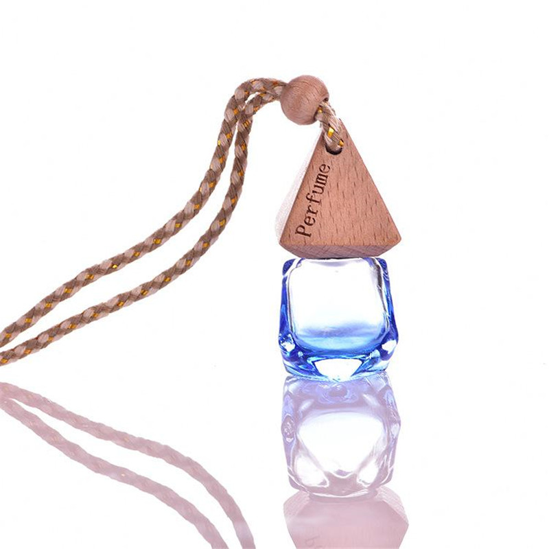 Hanging Car Perfume Bottles Fragrance Diffuser Bottle Car Air Freshener Glass Essential Oil Bottle Pendants Handing Decorations