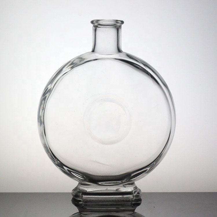 Heart Shaped Glass Bottle Wine 500ml Liquor Bottle With Cork wholesale