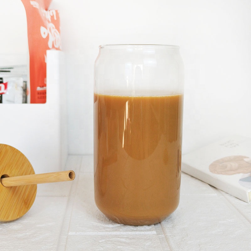 Heat and cold resistant glass jar with lid and straw