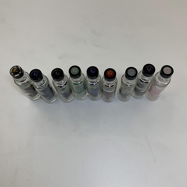Hengjian 10ml Colorful Natural Gemstone Roll On Ball Glass Essential Oil Roller Perfume Bottle With Bamboo Cap