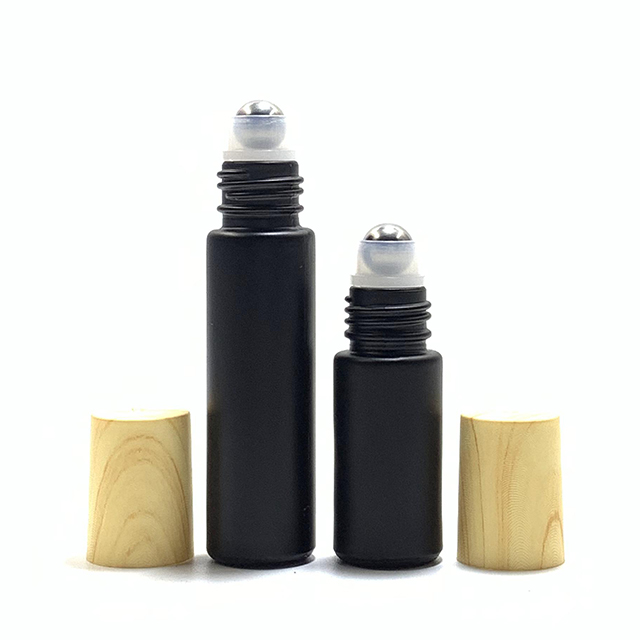 Hengjian 10ml frosted black glass roller bottle cosmetic roll on ball essential oil bottle with plastic bamboo printing cap