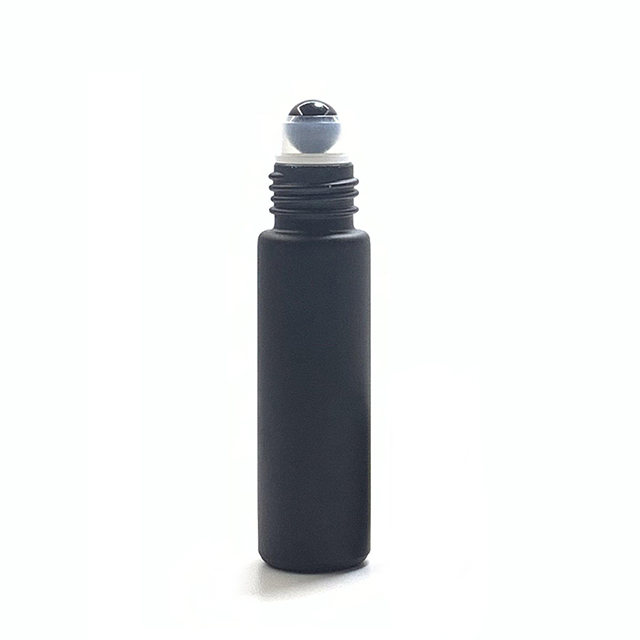 Hengjian 10ml frosted black glass roller bottle cosmetic roll on ball essential oil bottle with plastic bamboo printing cap