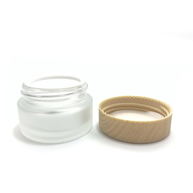 Hengjian stocked matt frosted 30g round glass bottle make up with plastic cap in bamboo pattern glass jars