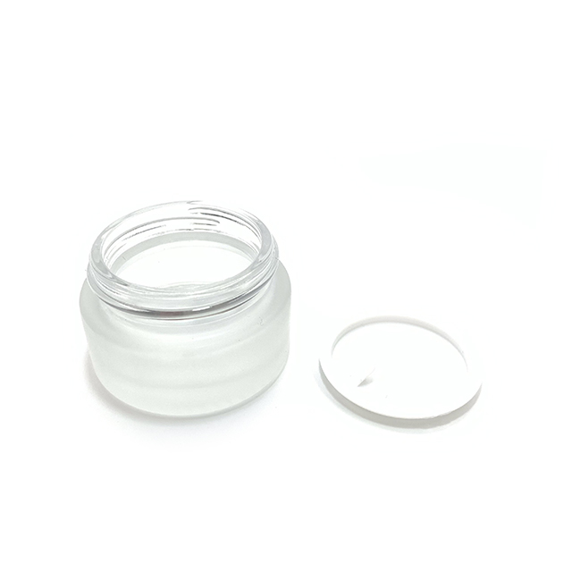 Hengjian stocked matt frosted 30g round glass bottle make up with plastic cap in bamboo pattern glass jars