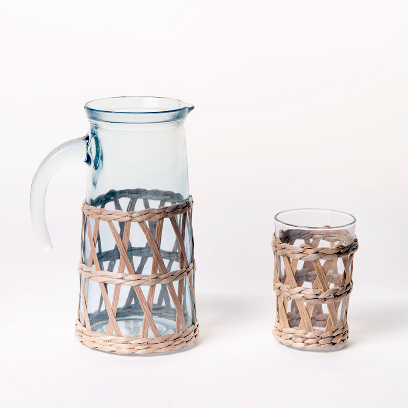 Hicheon wholesale Weaving and cup Reusable glass water bottle glass cup juice cup glass jars and bottles