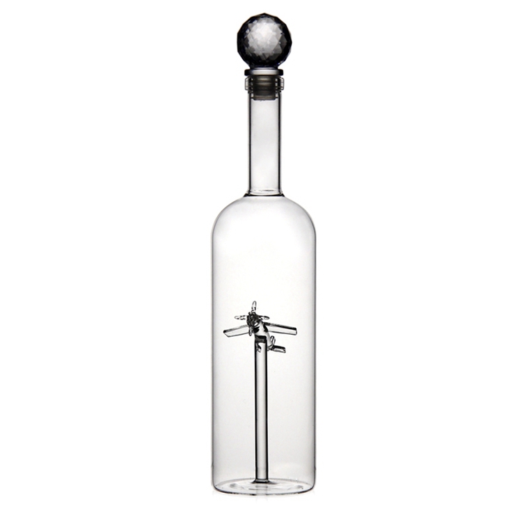High Borosilicate 750 ml Gin Brandy Glass Bottle With Customized Aircraft