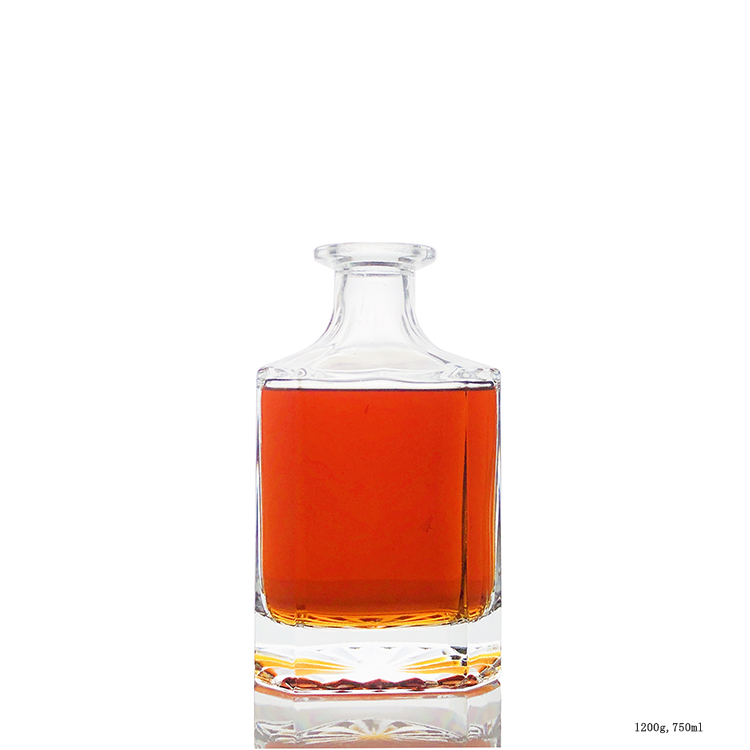High End 750ml Square Vodka Glass Liquor Bottle with Corks