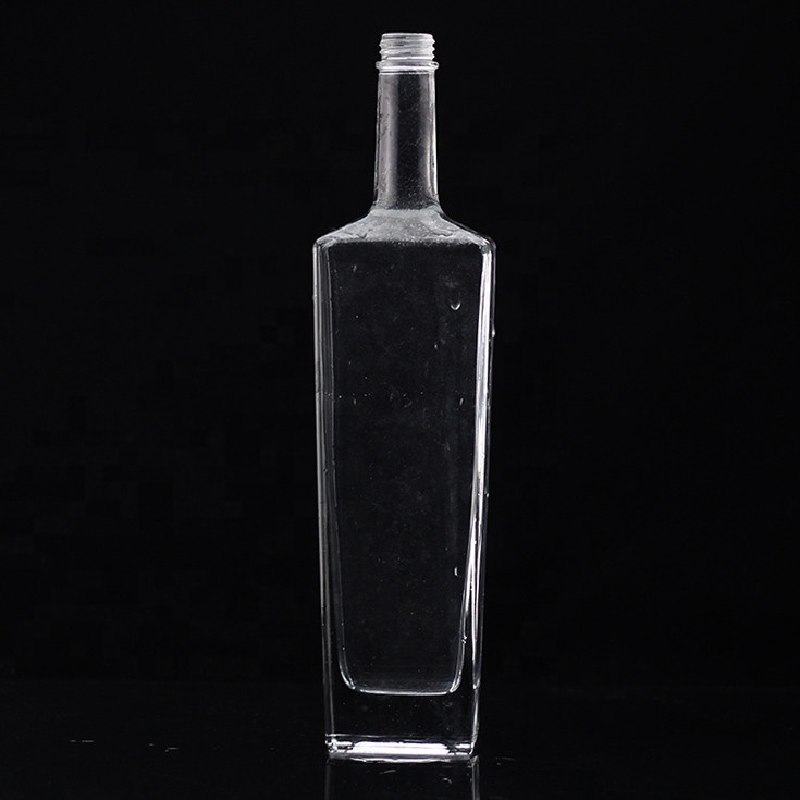 High Quality 1 Liter Liquor Glass Bottle 750ml  Glass Liquor Bottle Supplier